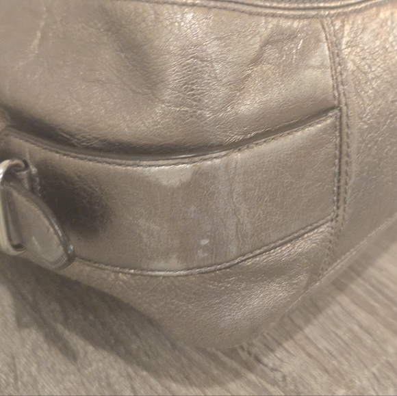 Coach Shouldrbag - Picture 9 of 16